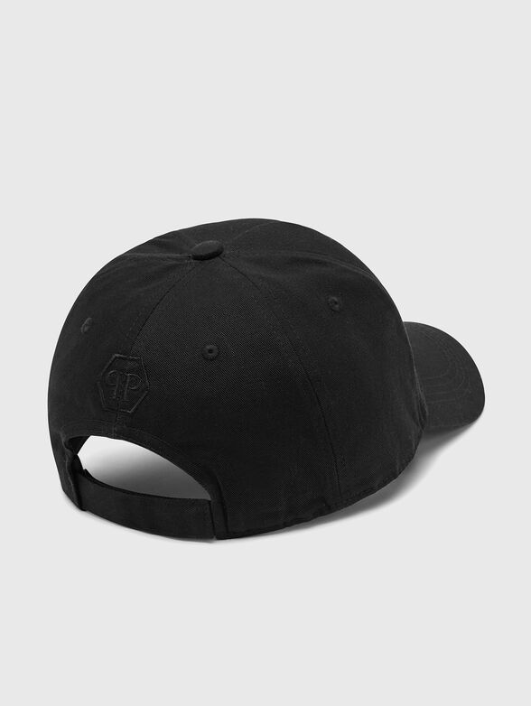 Black hat with logo accent - 2
