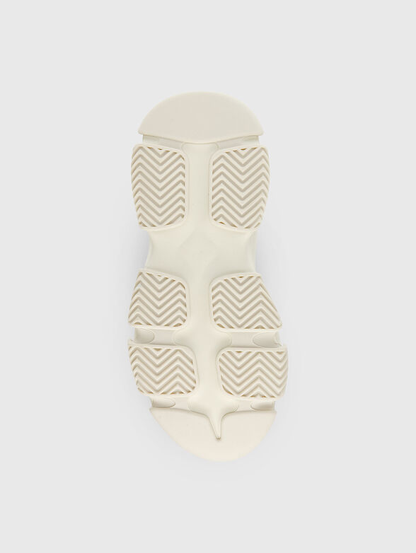 Beige sneakers with contrasting logo - 5