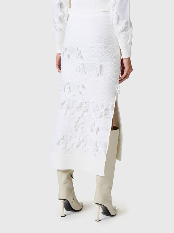Плетена пола в бяло  - 2