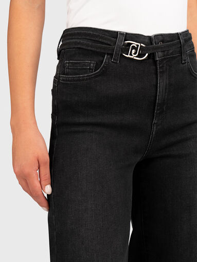 Wide-leg jeans with a belt - 4