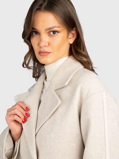 Short coat with sequins - 5