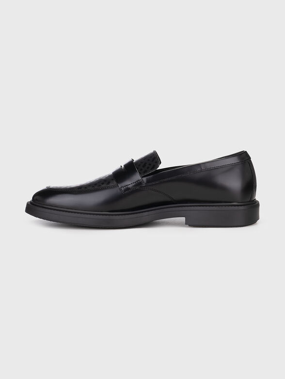 Black loafers - 3