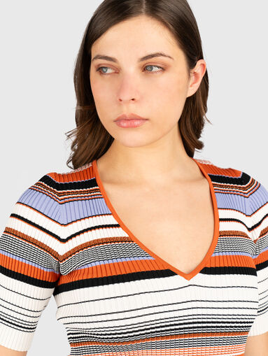 Short sleeved sweater - 4