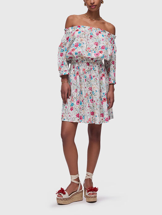 Dress with boat neck