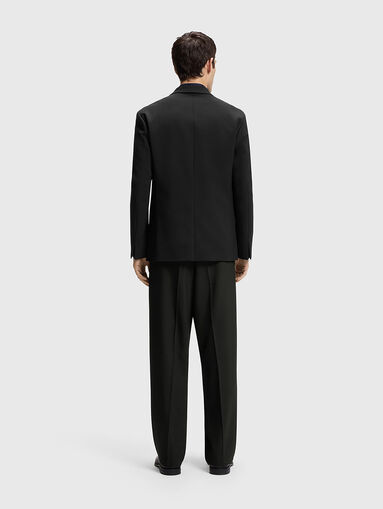 Slim-fit suit jacket with metal buckle closure - 3