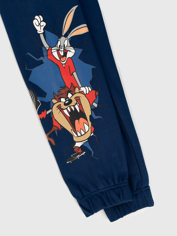 Sports trousers with logo - 4