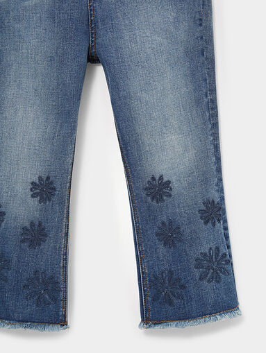 ESTRELLA jeans with floral embroidery - 4