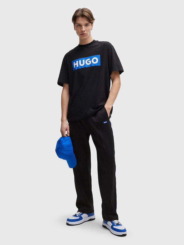 Tracksuit with contrasting details - 4