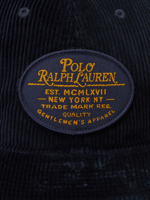 Logo-accent cap-hat in dark blue - 3