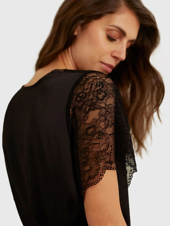 BELLATRIX black kimono with lace detail - 3