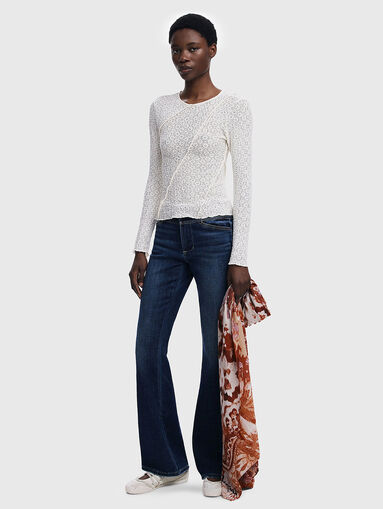 Scarf with floral motifs - 5