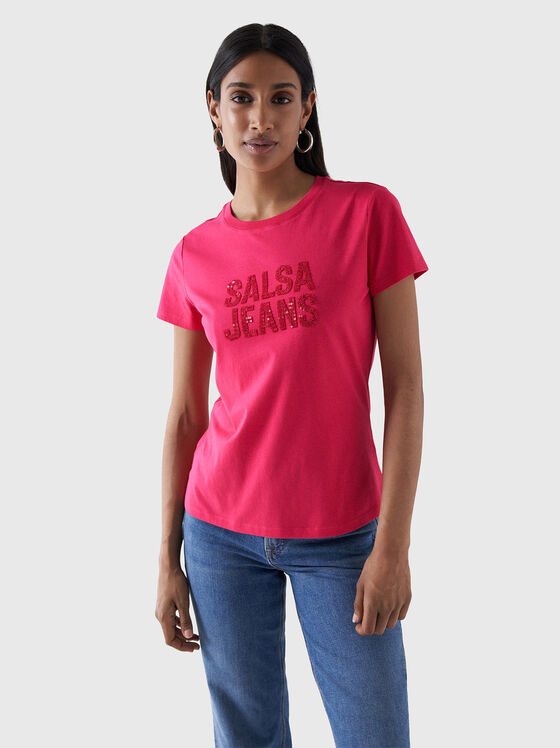T-shirt in fuxia with embossed logo - 1