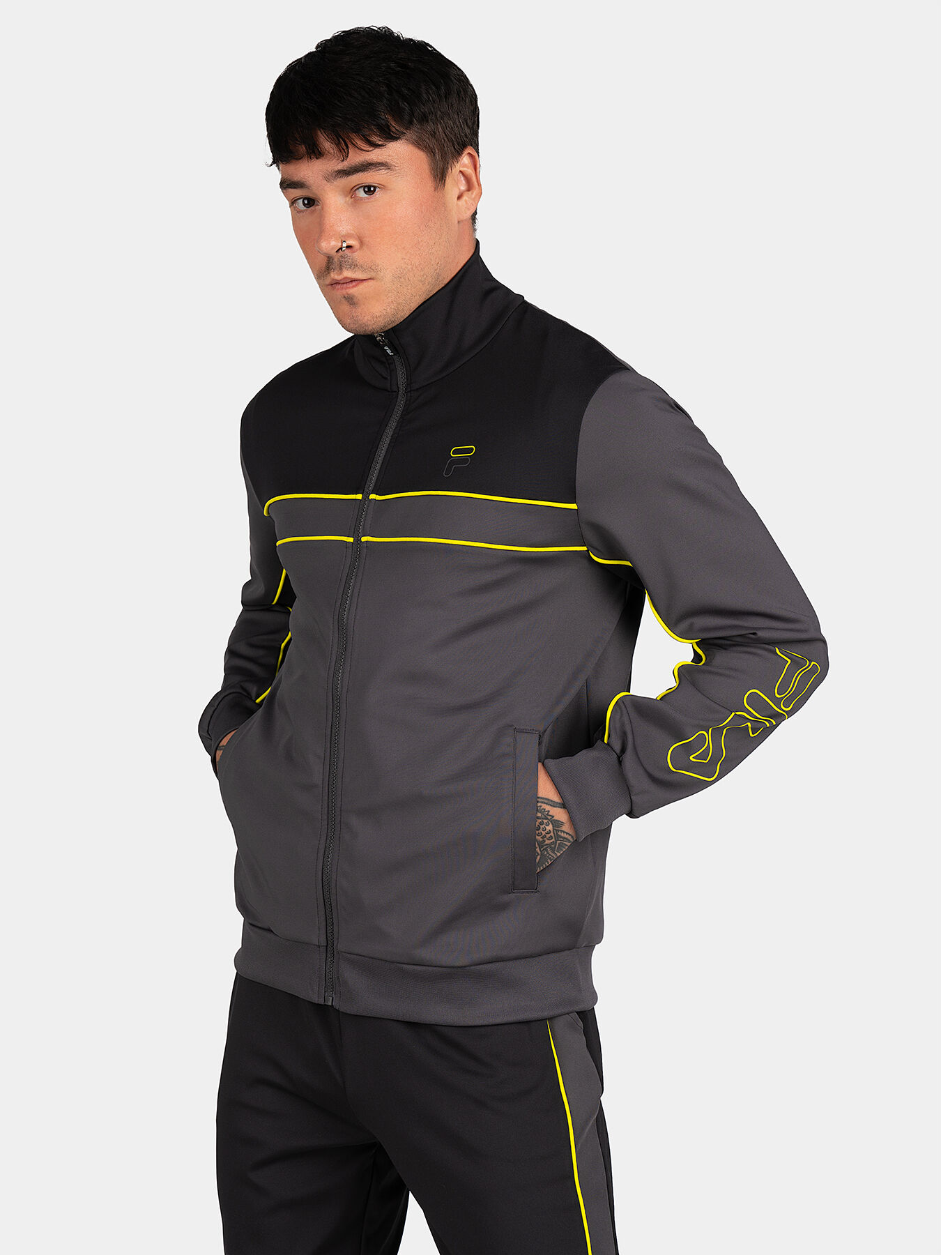 Survet fila sales