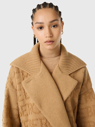 Knitted coat with embossed logo texture - 4