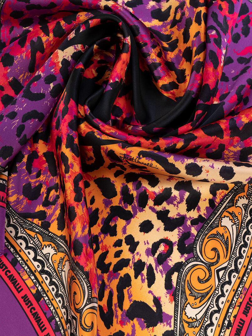 Silk scarf with animal print - 3