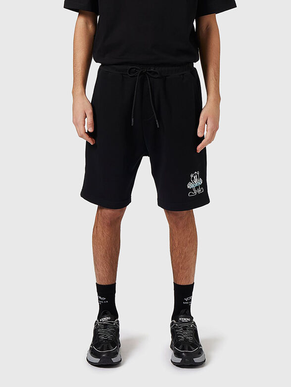 Cotton shorts in black with print - 1