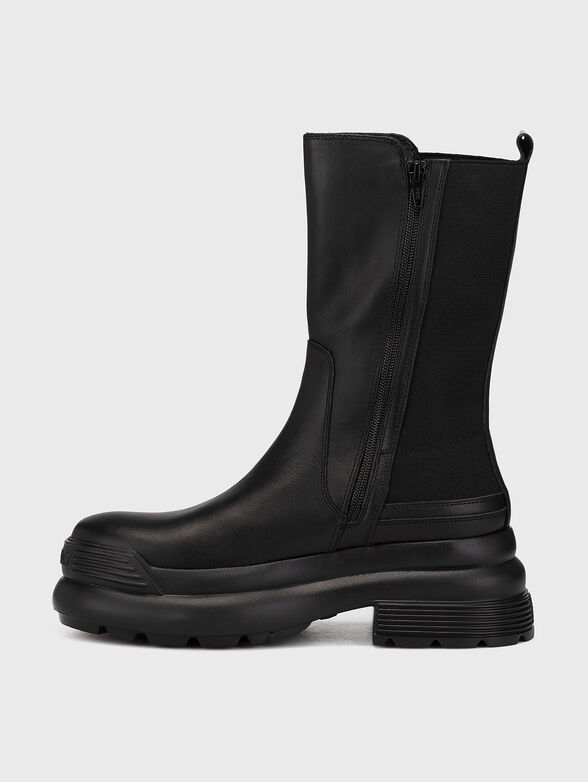 AMY 10 leather ankle boots with logo detail - 4