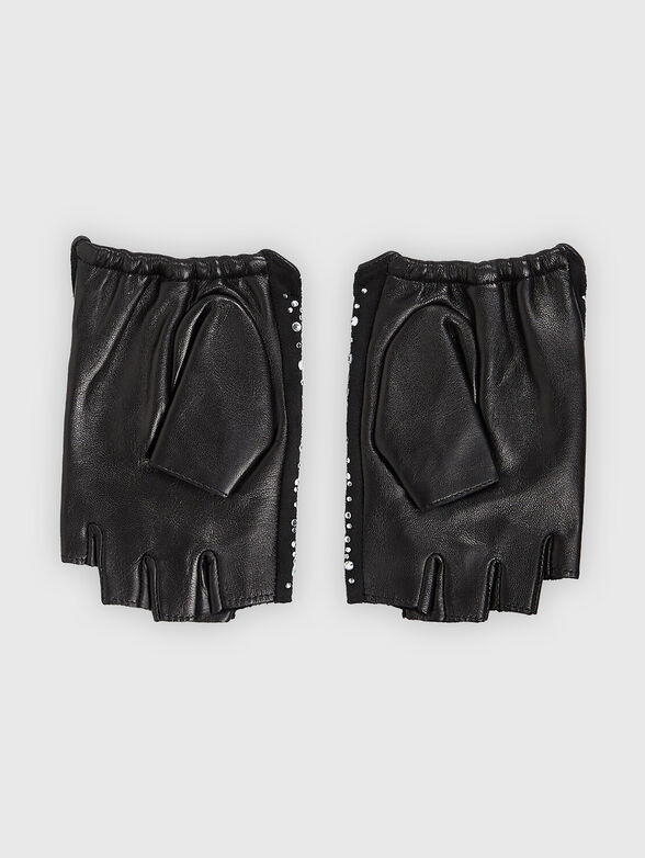 Gloves with appliqu&eacute; crystals - 2