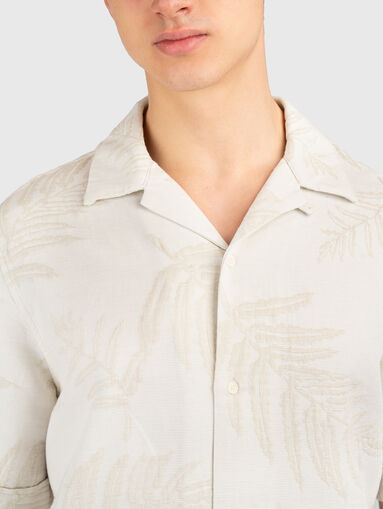 Cotton shirt with floral motifs - 4