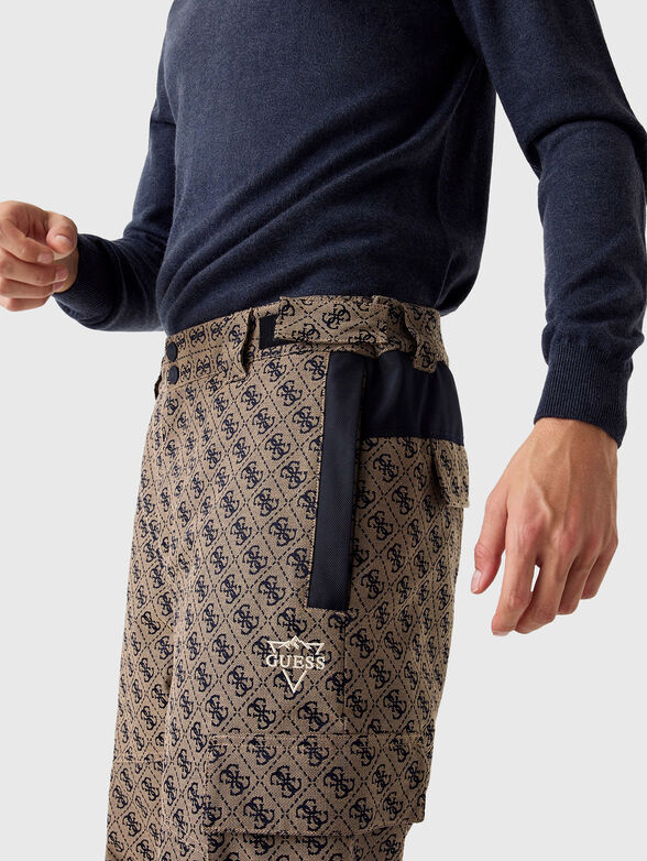 Ski pants with contrasting details - 4