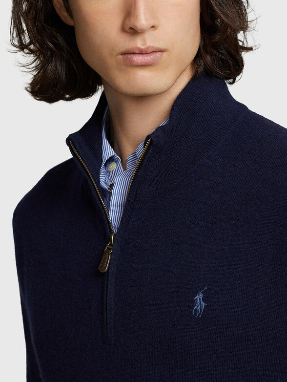 Wool sweater in dark blue color - 4