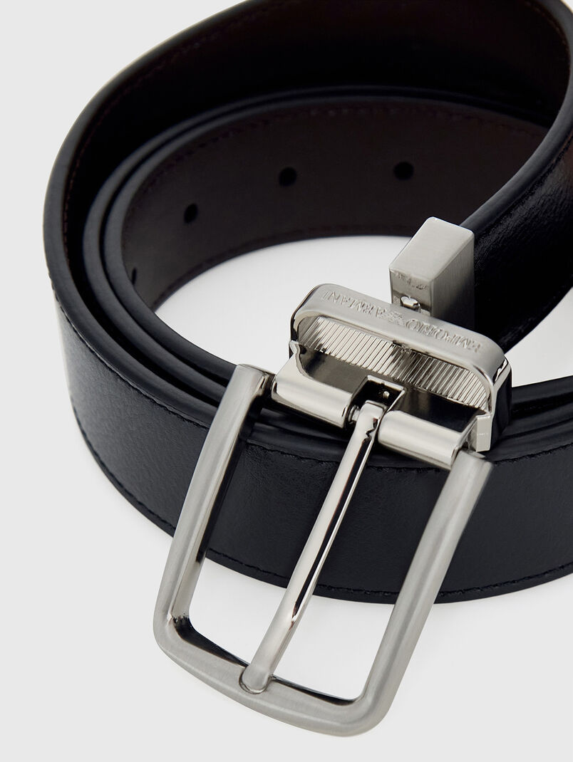 Leather belt with a silver buckle - 3