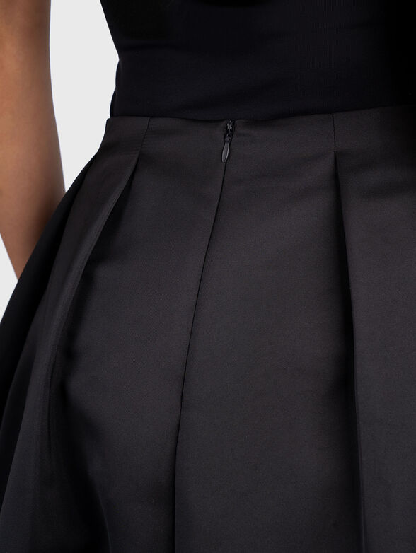 Midi skirt with appliqued rhinestones - 4