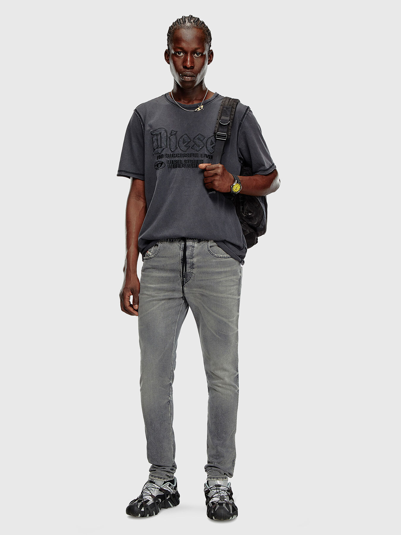 2060 D-STRUKT JOGG jeans brand DIESEL — Globalbrandsstore.com/en