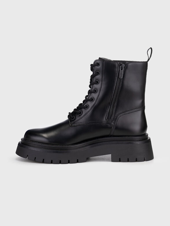 Black boots - 4