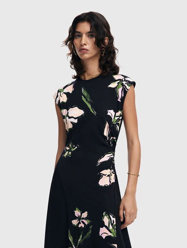 Asymmetric floral dress - 4