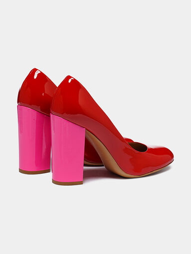 Red decollete shoes with a contrasting heel - 4