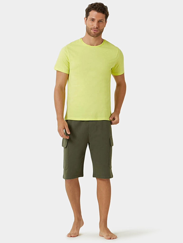 Shorts in green color with pockets - 1