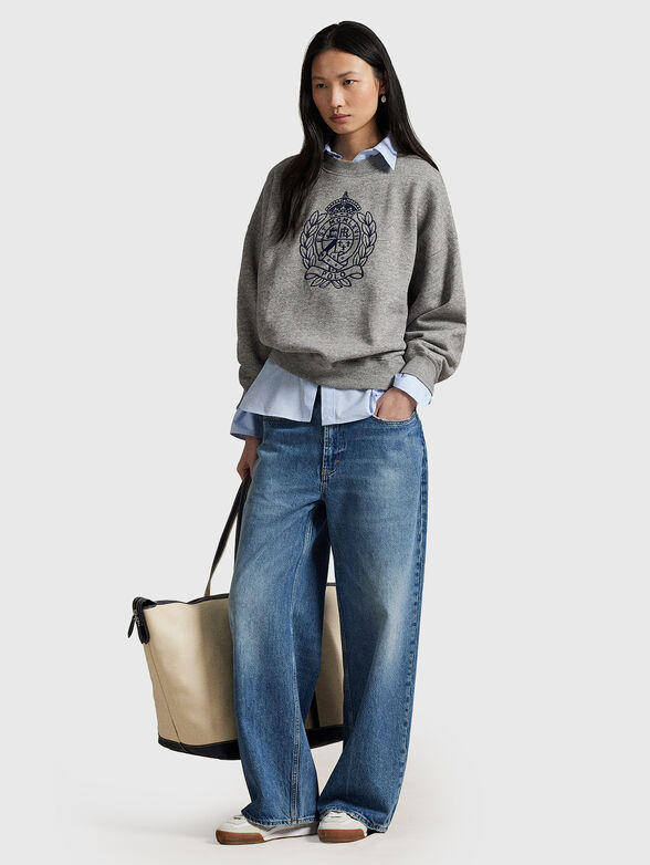 Embroidered crest fleece crewneck - 2