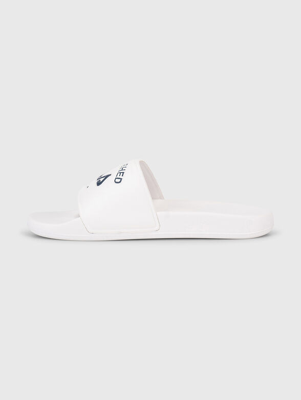 BAYWALK slippers in white - 4