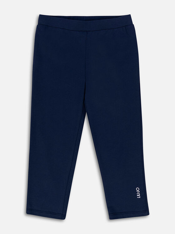 Спортни панталони в тъмносин цвят - 1