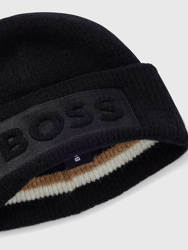 Knit hat with logo  - 4