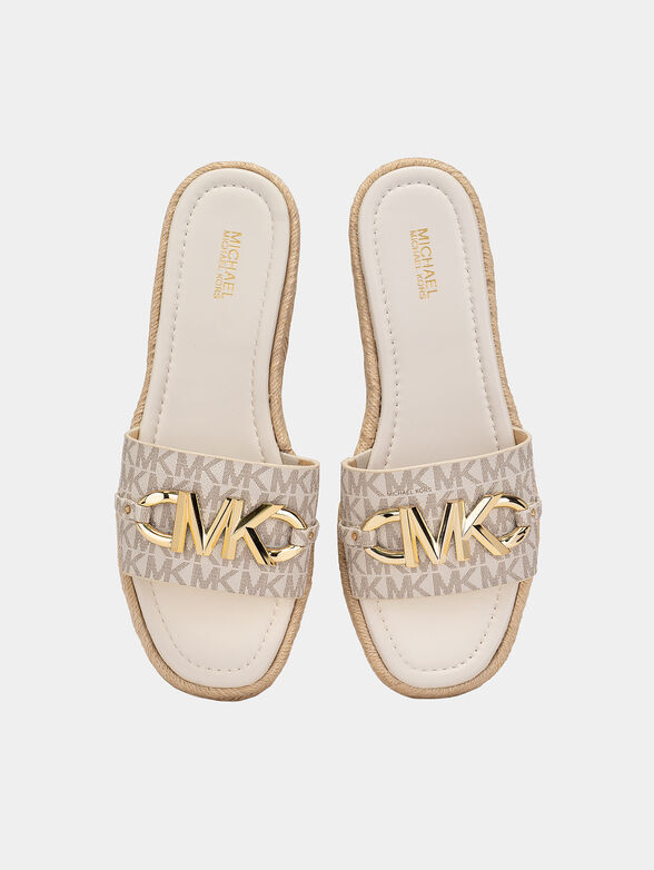 IZZY slides in brown color - 6