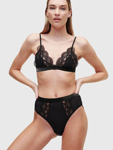 Bra with triangle cups and accent lace - 3