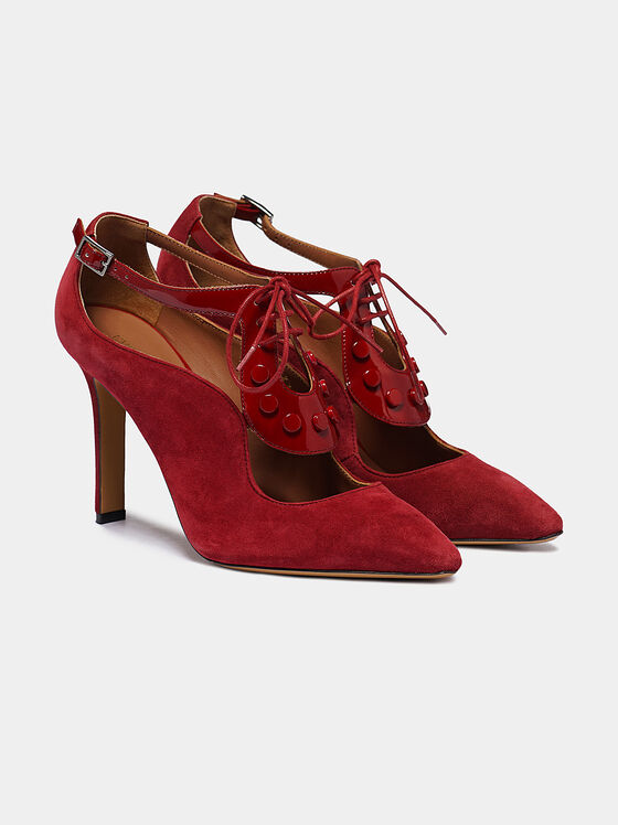 Велурени обувки на ток в червен цвят - 2