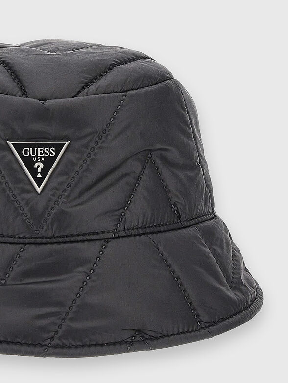 Black hat with logo accent - 2