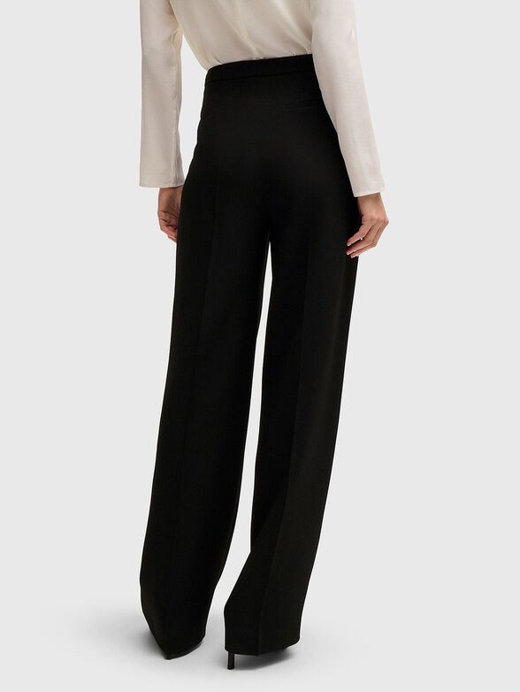 Black trousers wit wide legs - 2