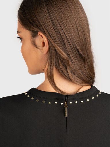 Short sleeved mini dress - 4