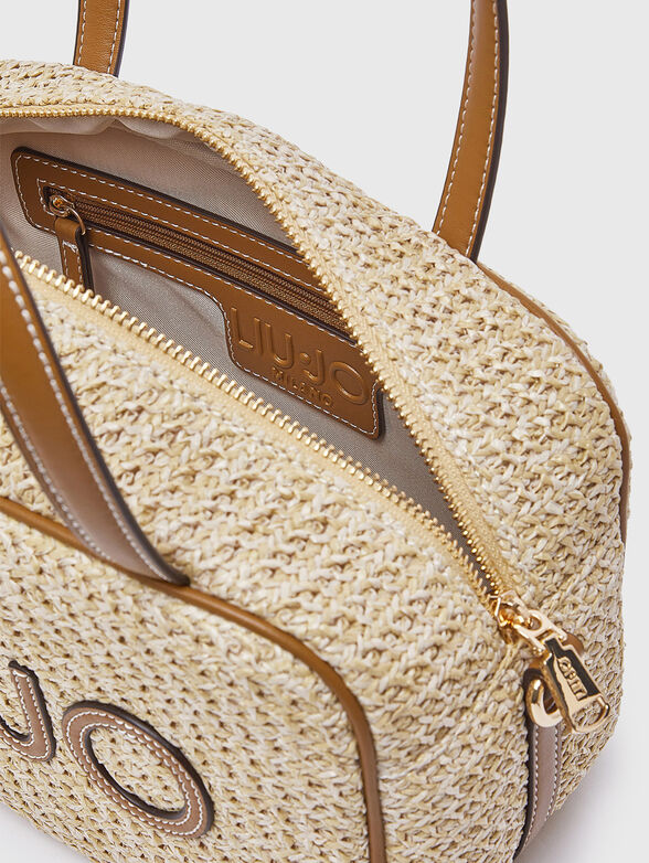 Woven bag with a small wallet - 6