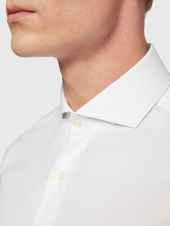 Cotton shirt in white - 4