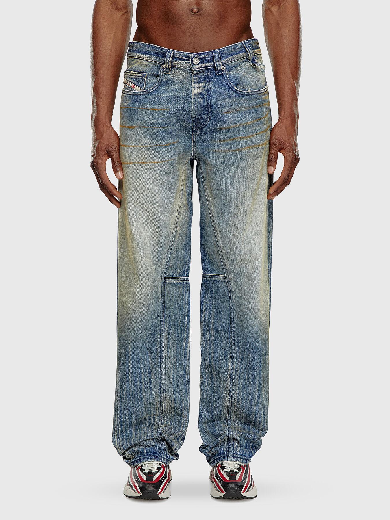 2001 D-MACRO-U L.30 jeans with wide legs brand DIESEL