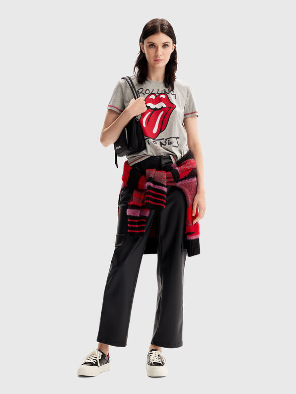 T-shirt with contrasting print - 2