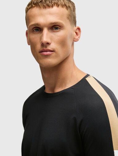 Tracksuit with signature details - 4