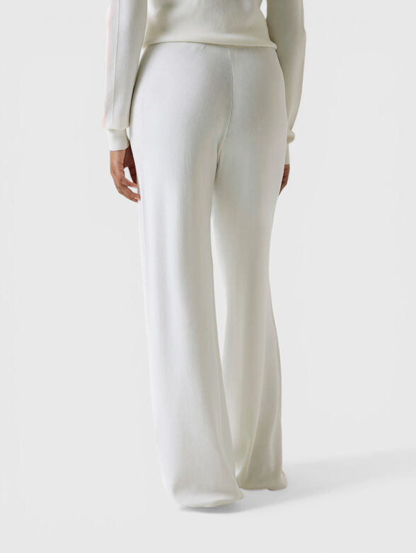 Sports trousers with embroidered logo - 2