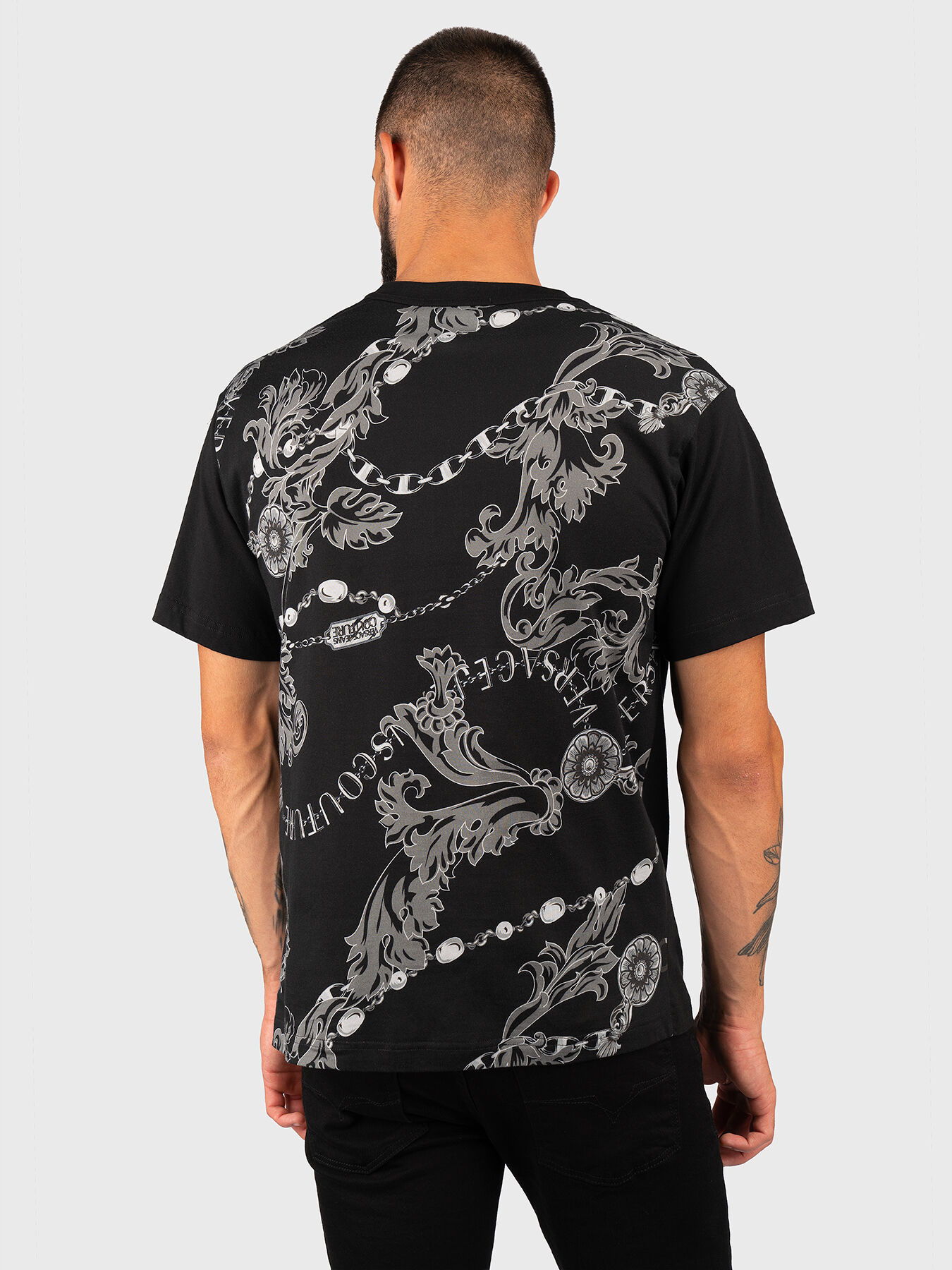 VERSACE ハロックハタンクルネックTシャツ 75GAH6R1JS218 G89 Back-print cotton T-shirt brand VERSACE JEANS COUTURE
