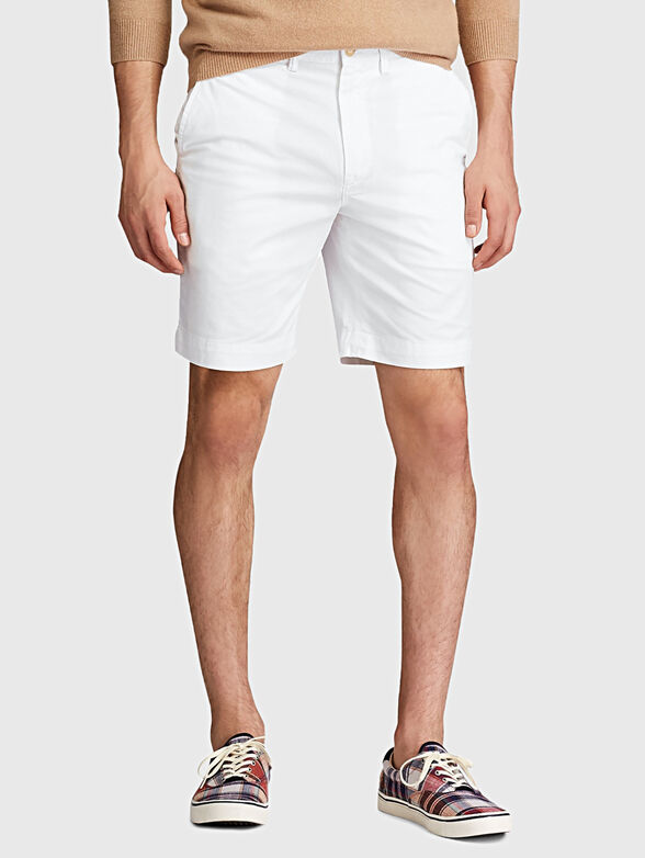 White shorts with logo embroidery - 3